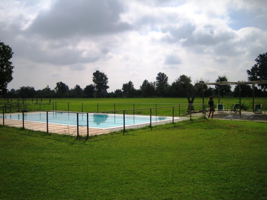 Agriturismo Corte Carnevale Marmirolo Eksteriør billede