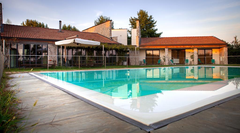 Agriturismo Corte Carnevale Marmirolo Eksteriør billede